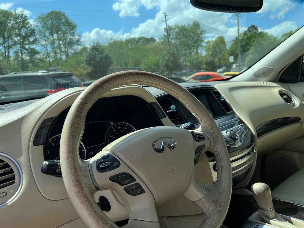2013 Infiniti JX35 photo