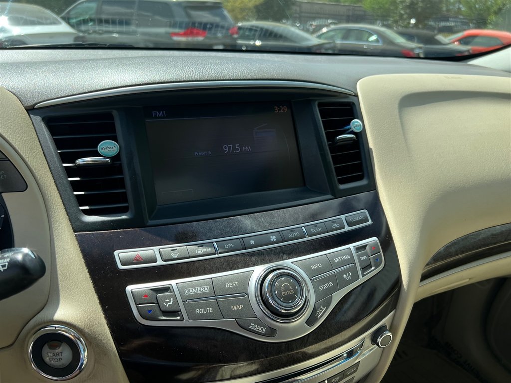 2013 Infiniti JX35 photo