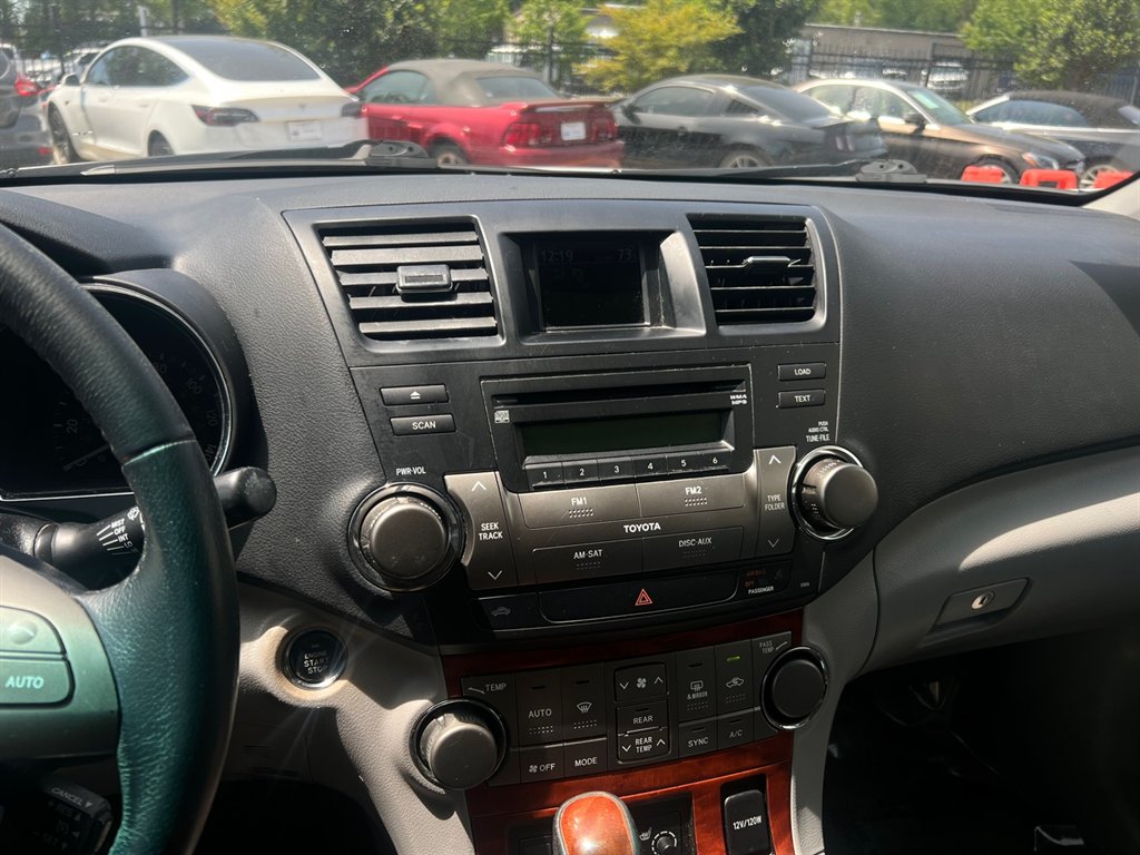 2008 Toyota Highlander Limited photo