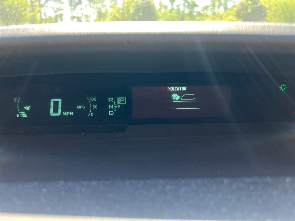 2013 Toyota Prius One photo