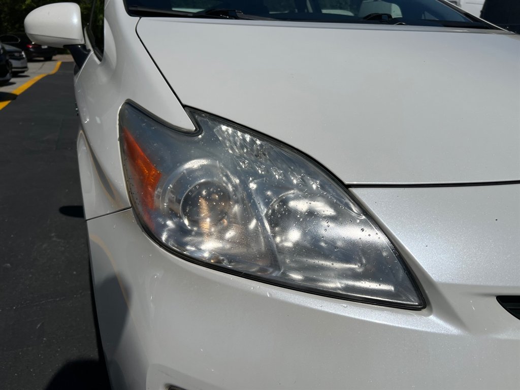 2013 Toyota Prius One photo