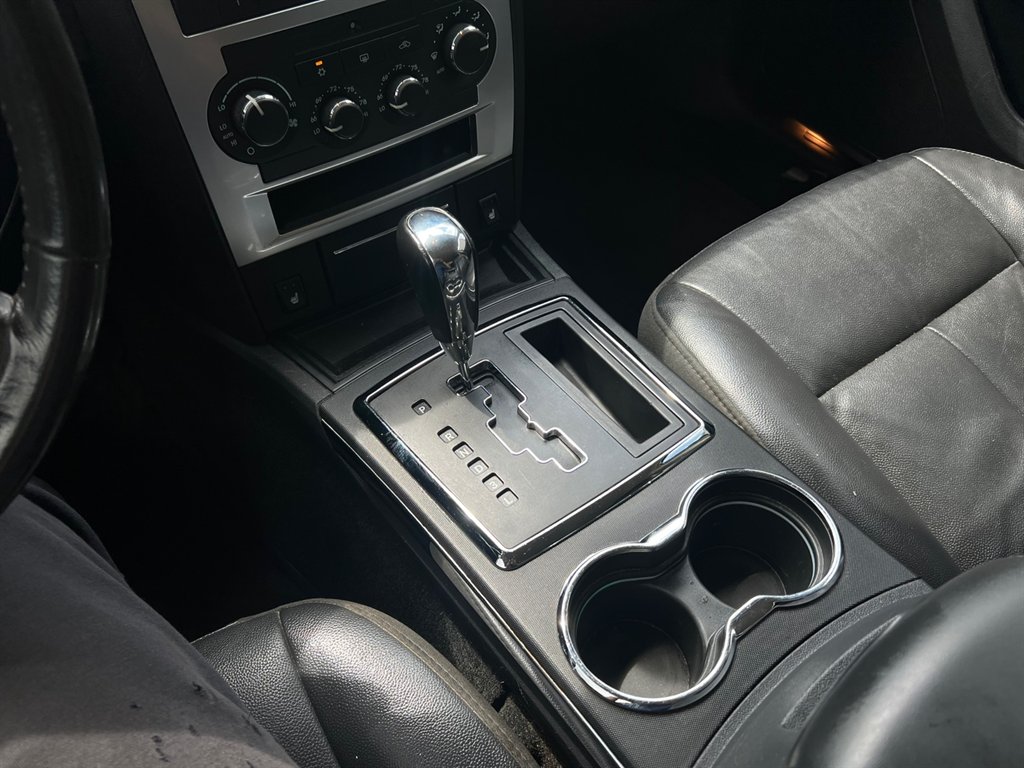 2010 Chrysler 300 Touring photo
