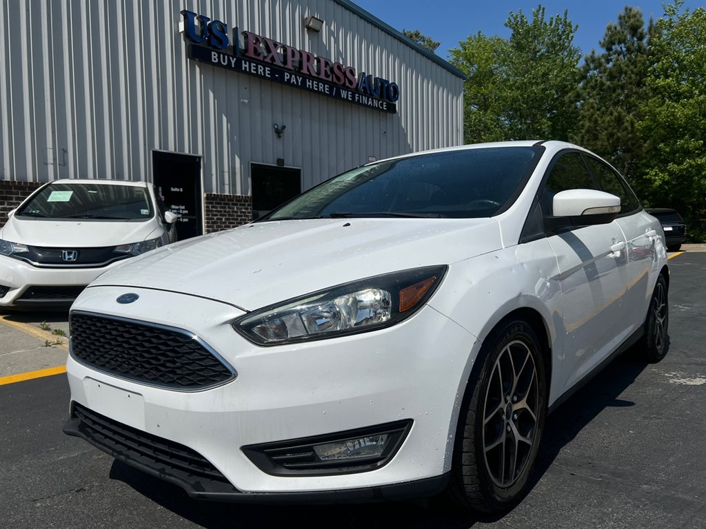 2018 Ford Focus SEL photo