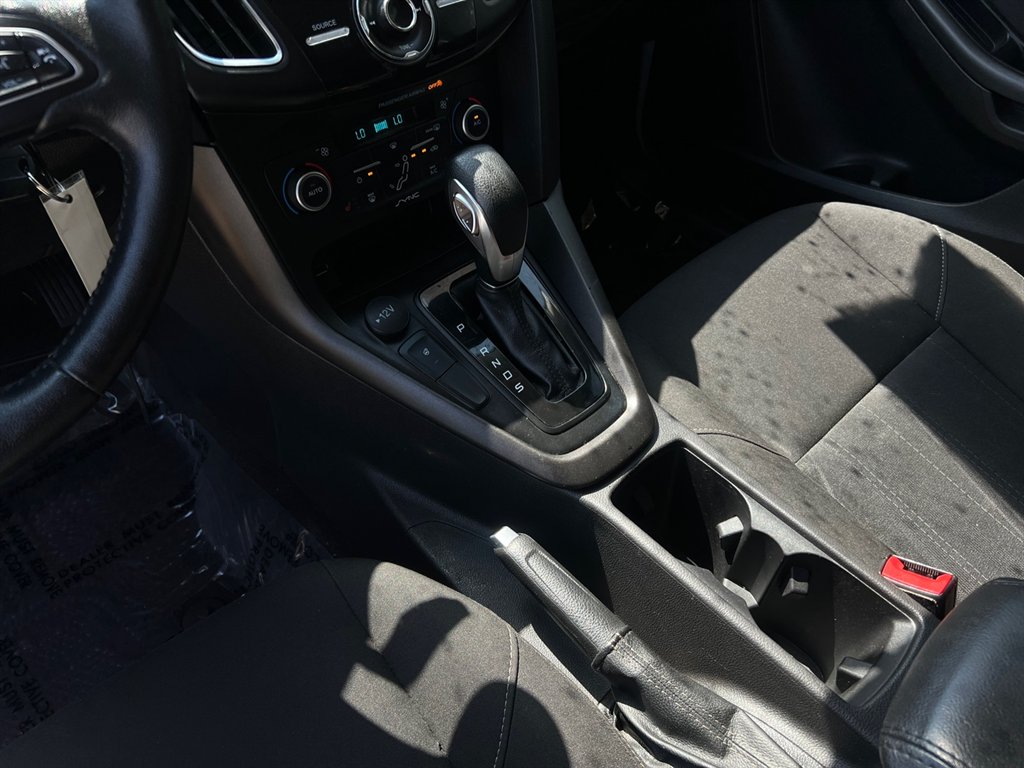 2018 Ford Focus SEL photo