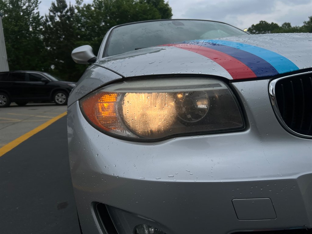 2013 BMW Legend 128i photo
