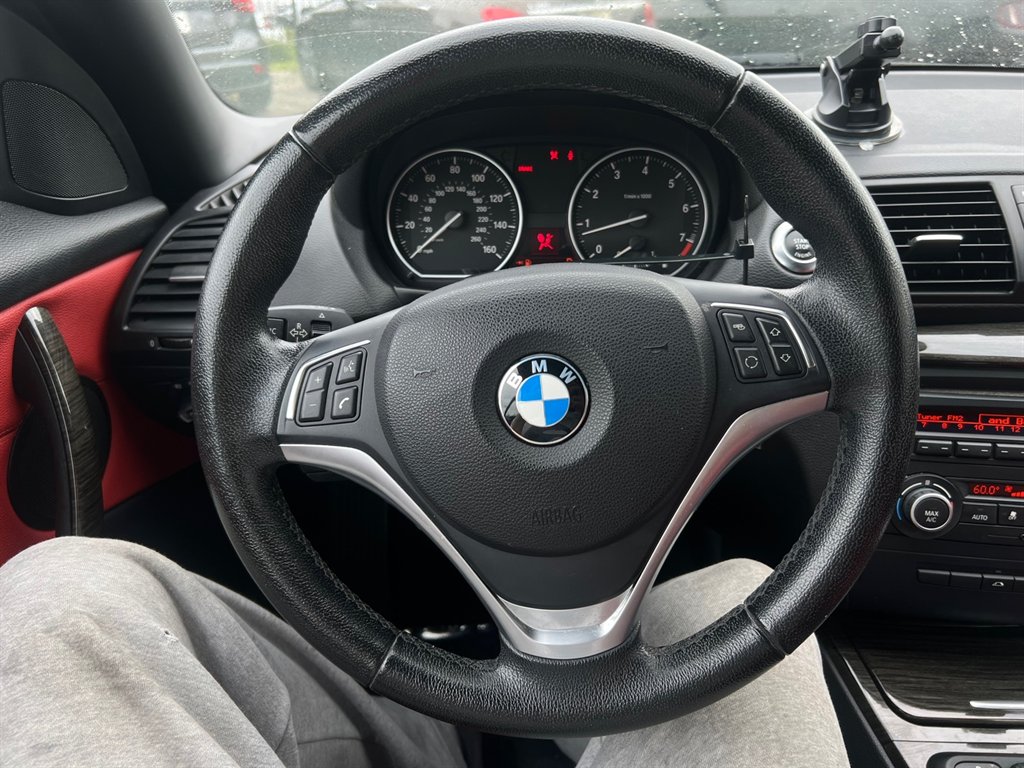 2013 BMW Legend 128i photo