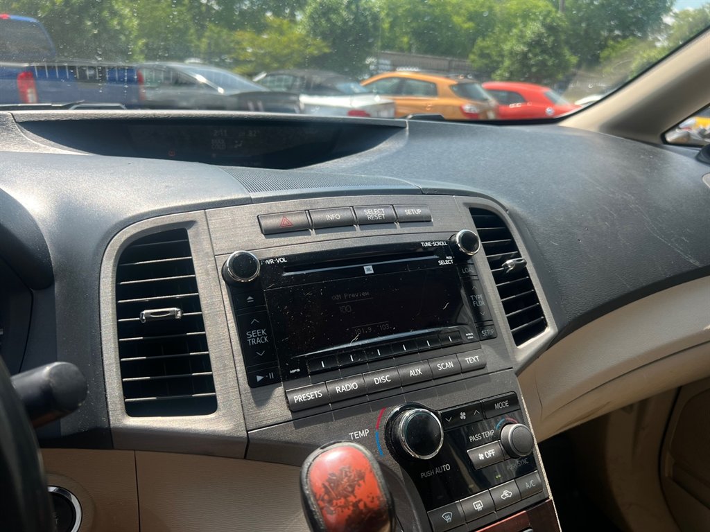 2010 Toyota Venza FWD 4cyl photo