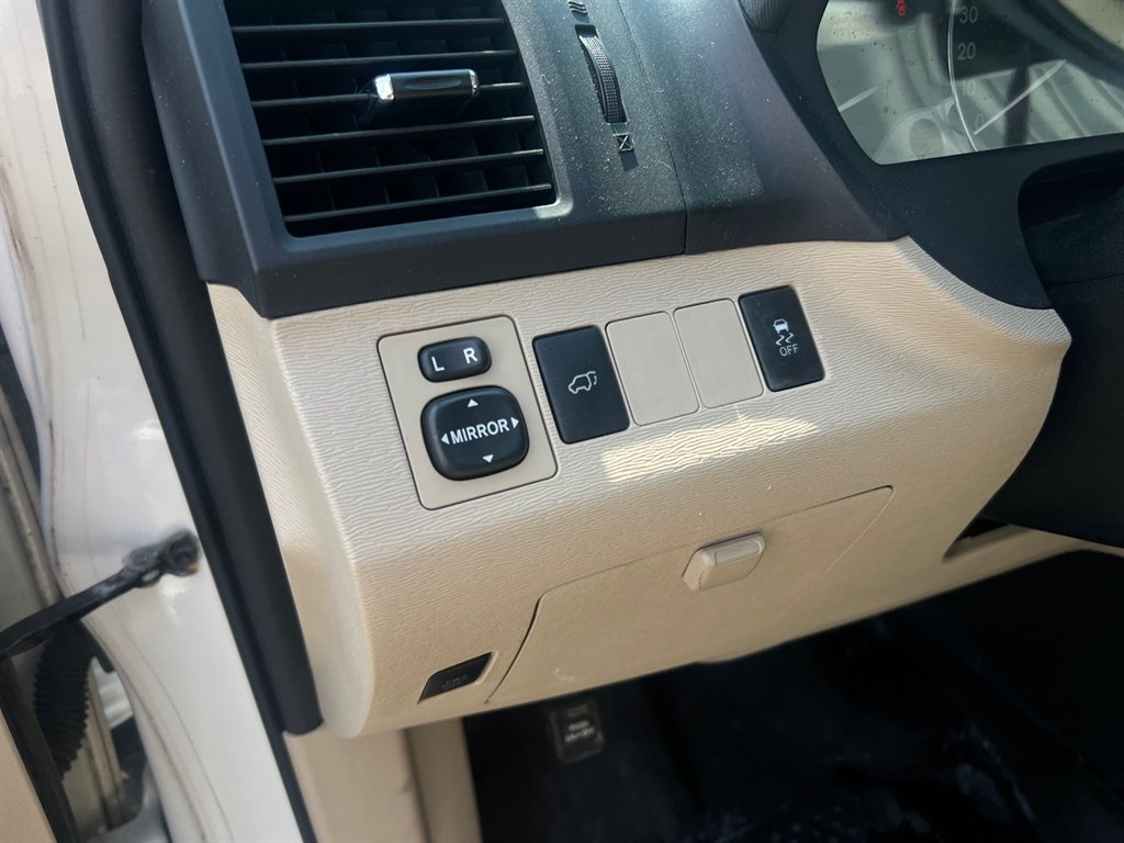 2010 Toyota Venza FWD 4cyl photo