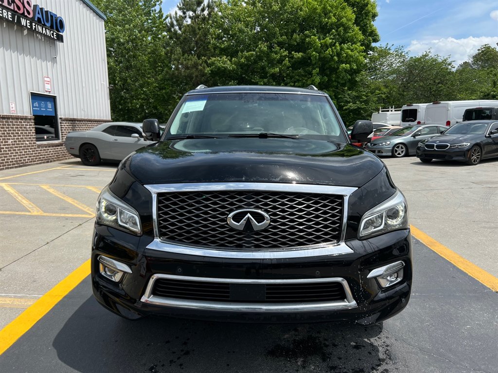 2016 Infiniti QX80 photo