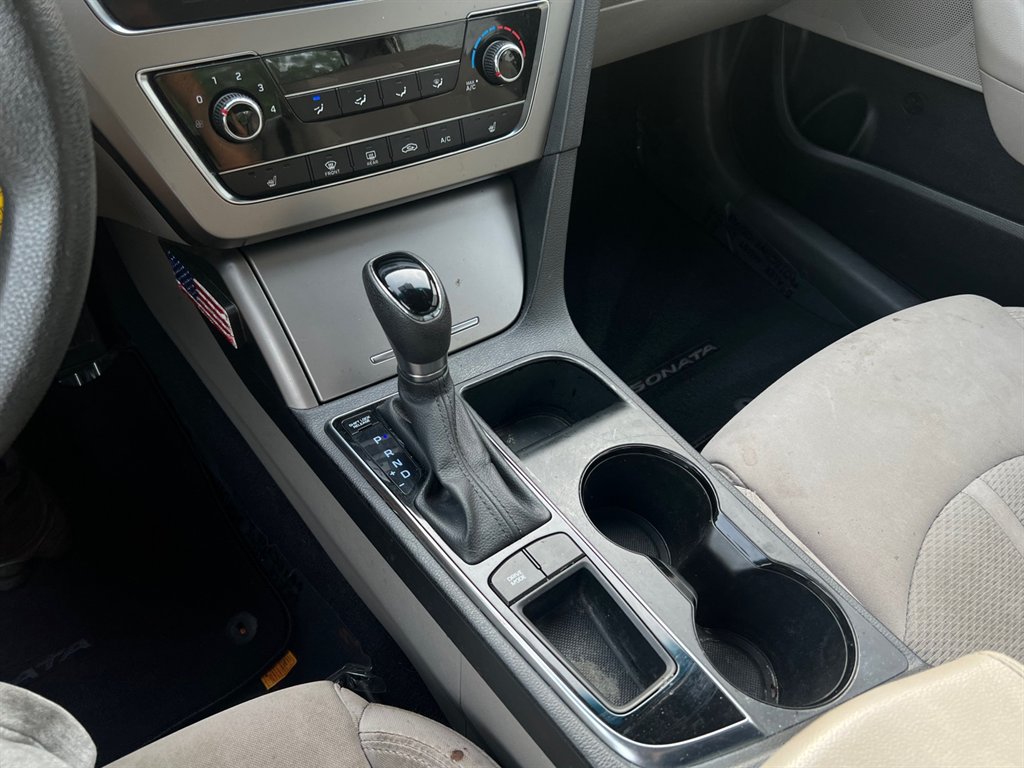 2015 Hyundai Sonata - $8,995