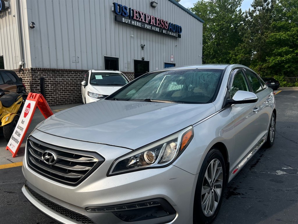 2015 Hyundai Sonata - $8,995