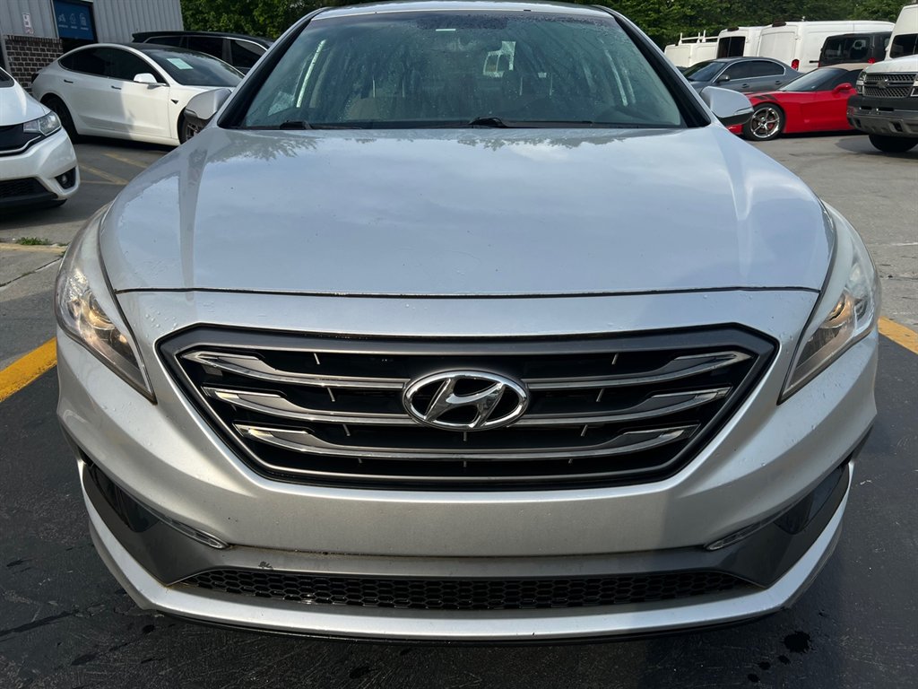 2015 Hyundai Sonata - $8,995