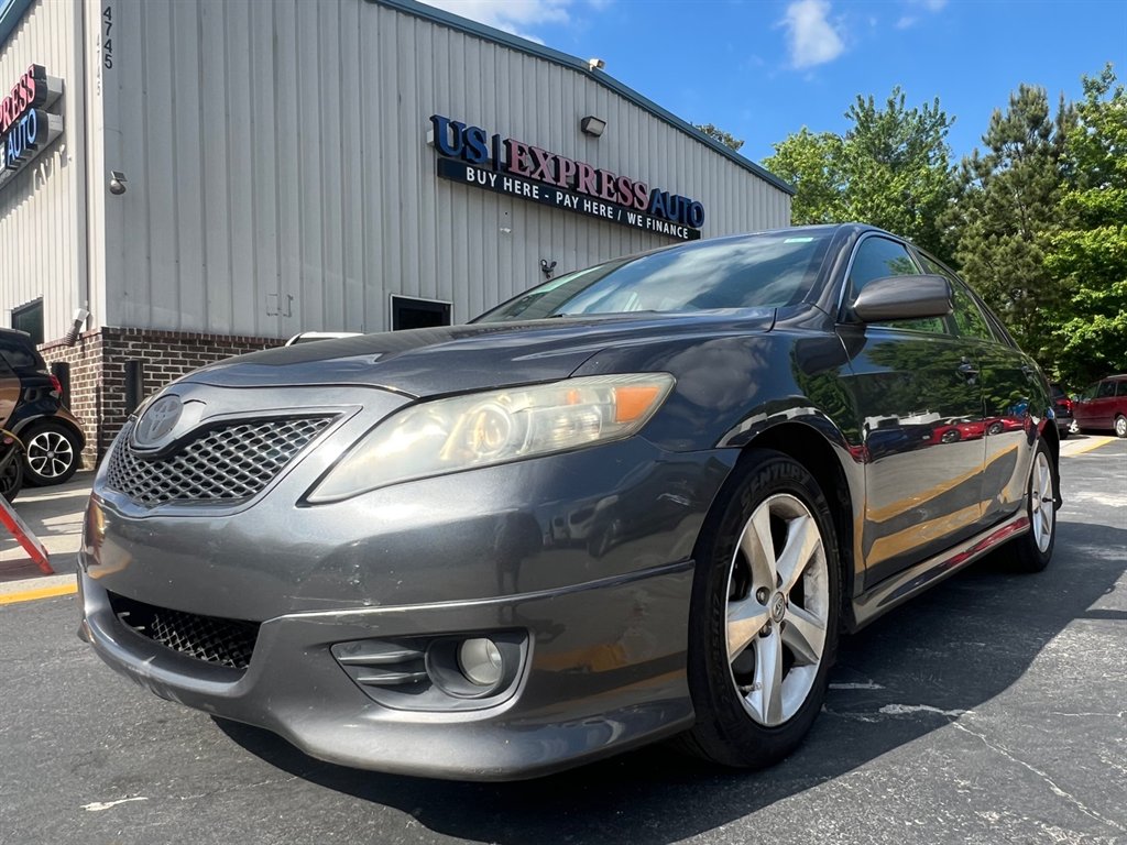 2011 Toyota Camry photo