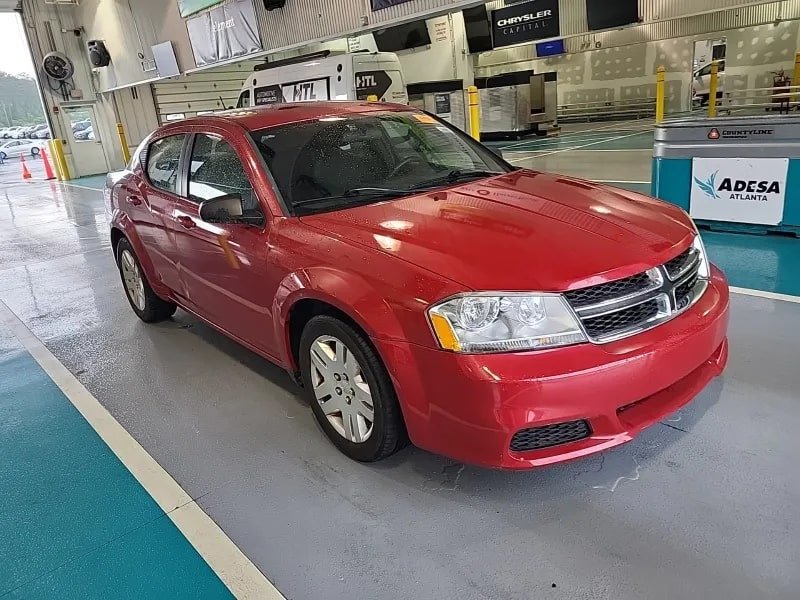 2014 Dodge Avenger SE photo