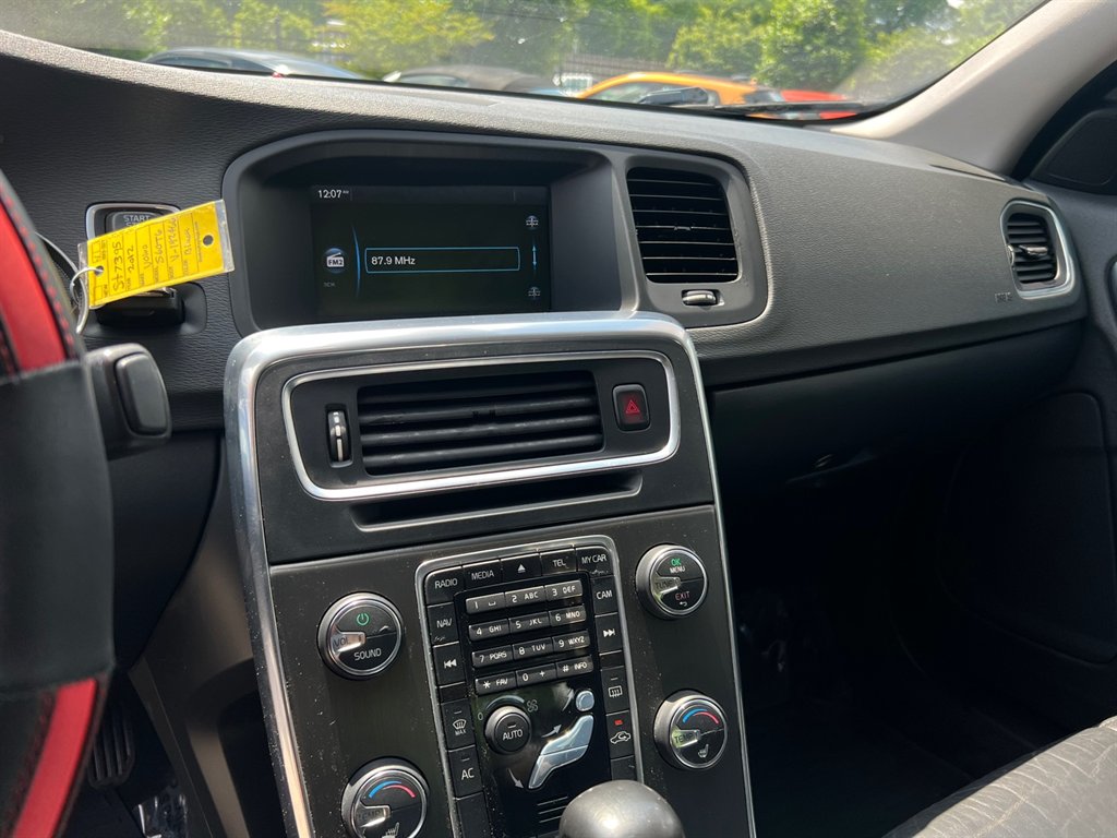 2012 Volvo S60 - $9,995