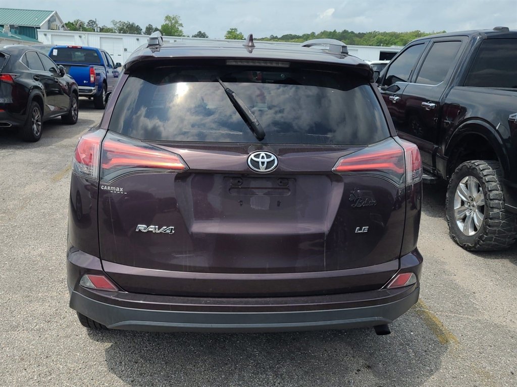 2017 Toyota RAV4 LE photo