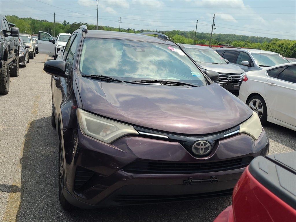 2017 Toyota RAV4 LE photo