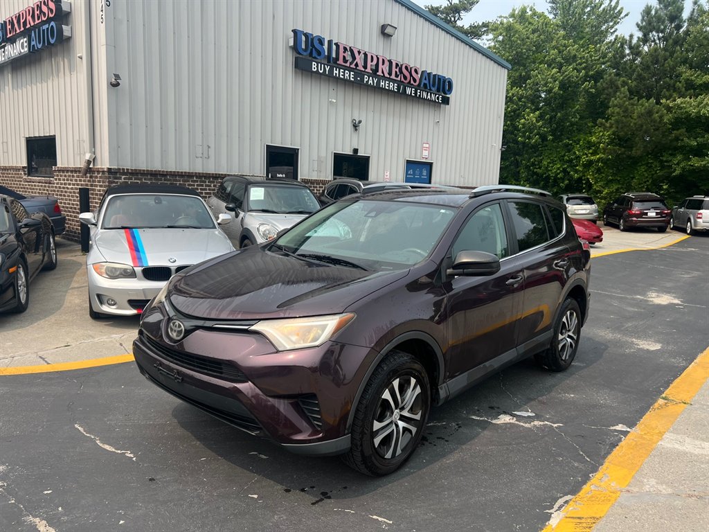 2017 Toyota RAV4 - $9,995