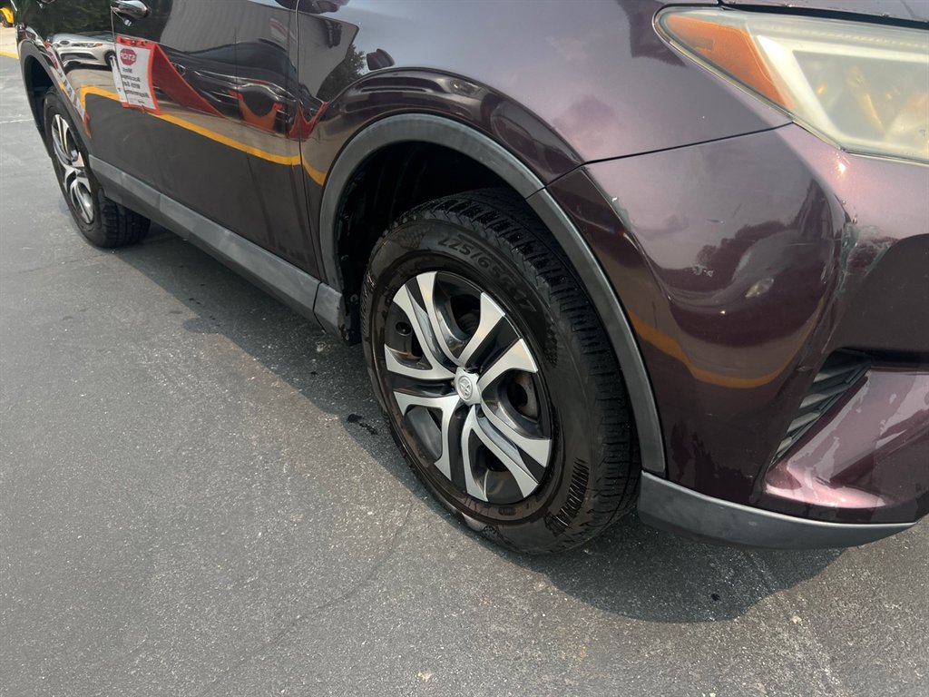 2017 Toyota RAV4 - $9,995