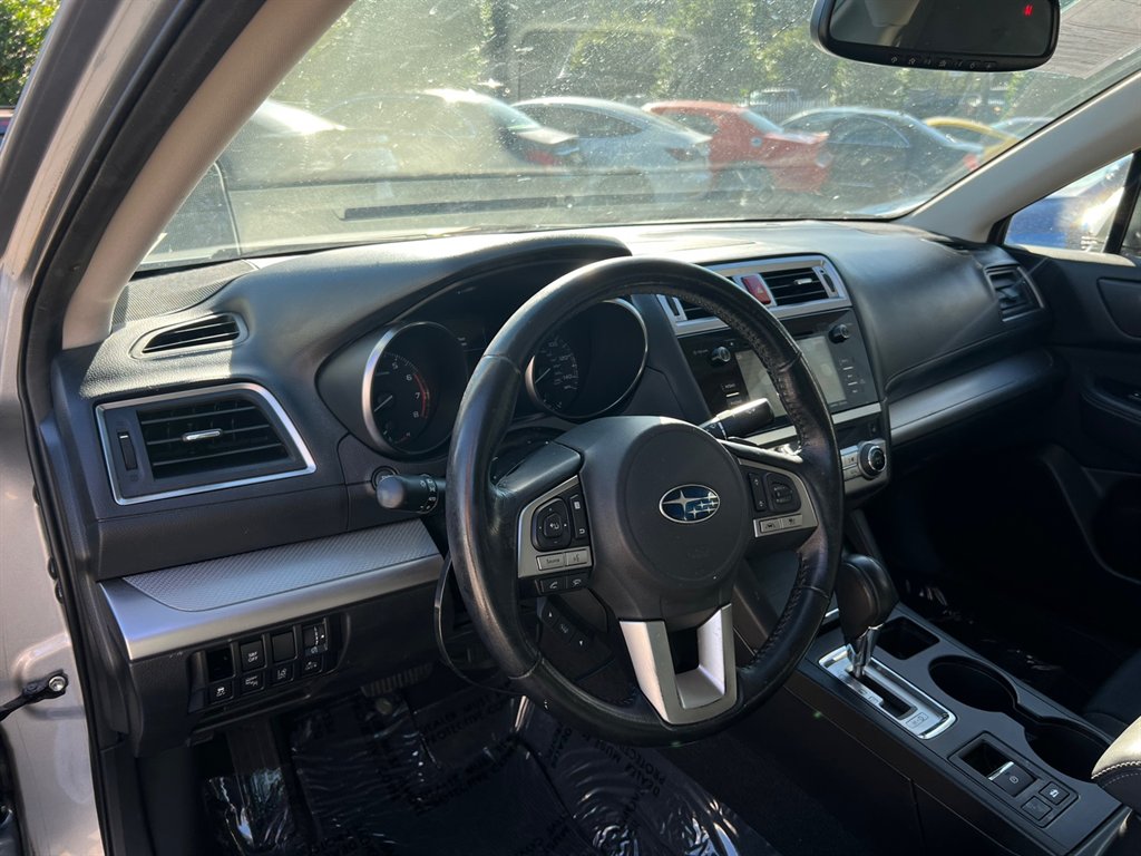 2016 Subaru Legacy Premium photo