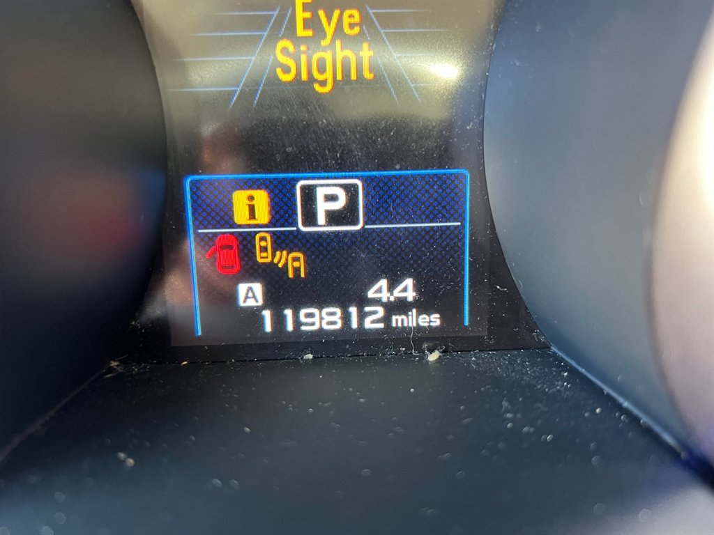 2016 Subaru Legacy Premium photo
