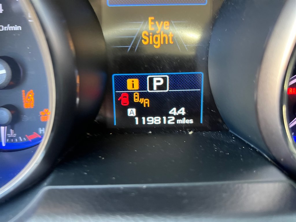 2016 Subaru Legacy Premium photo
