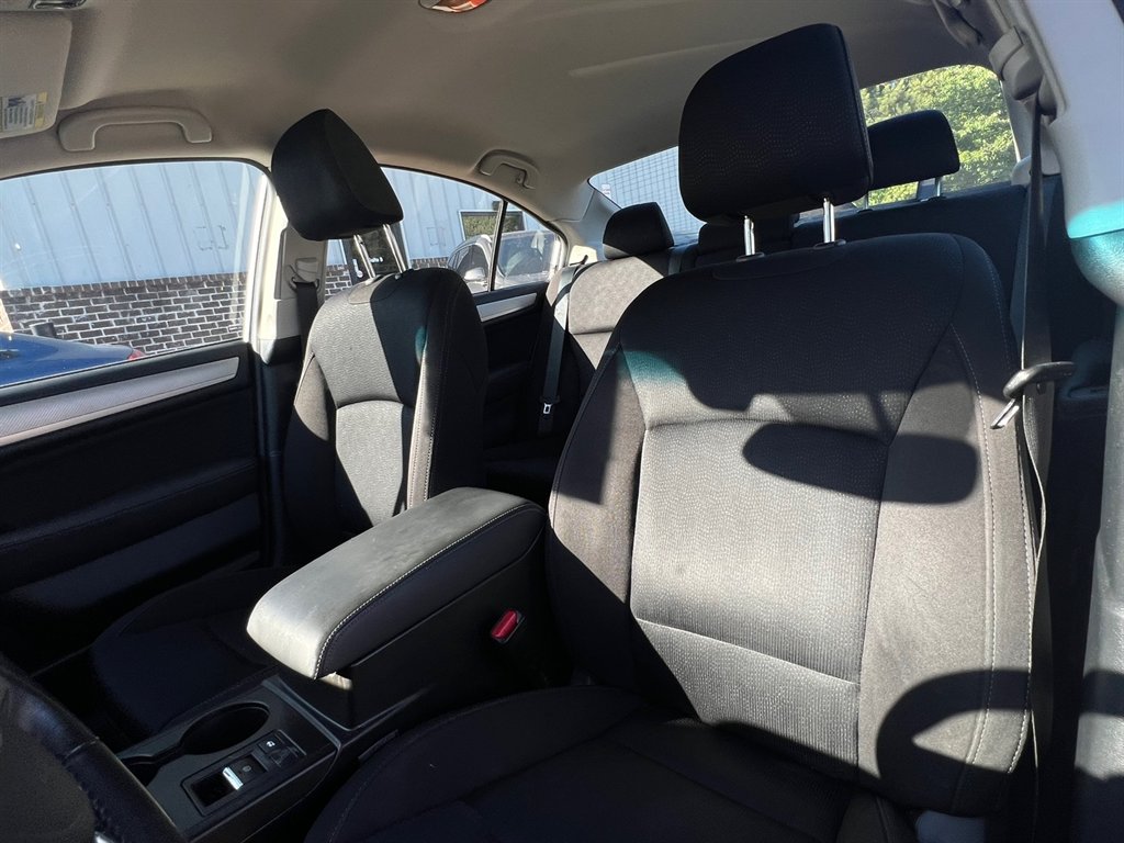 2016 Subaru Legacy Premium photo