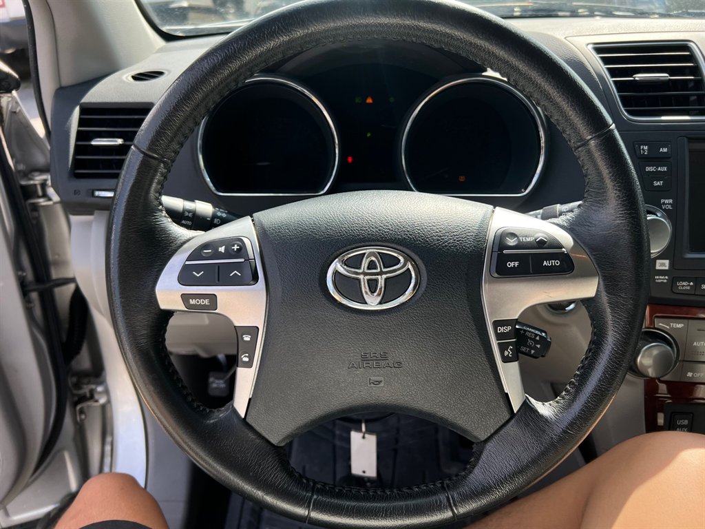 2012 Toyota Highlander Limited photo