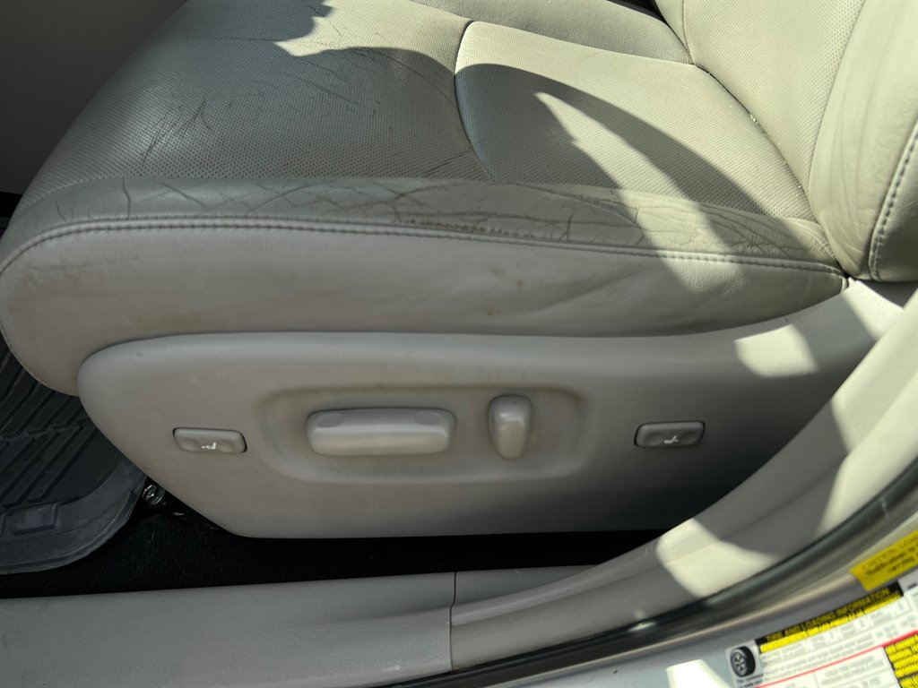 2012 Toyota Highlander Limited photo