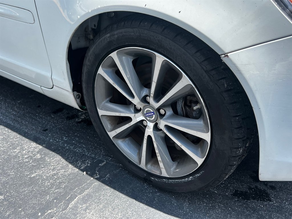 2012 Volvo C70 - $11,995