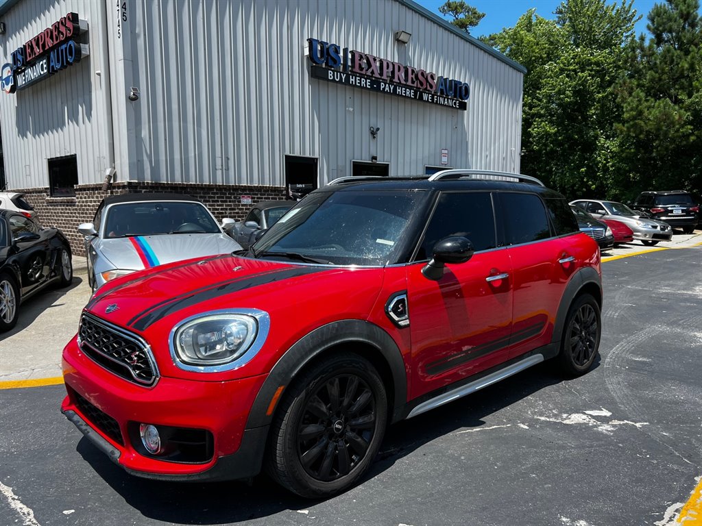 2017 Mini Clubman Base S ALL4 photo 24