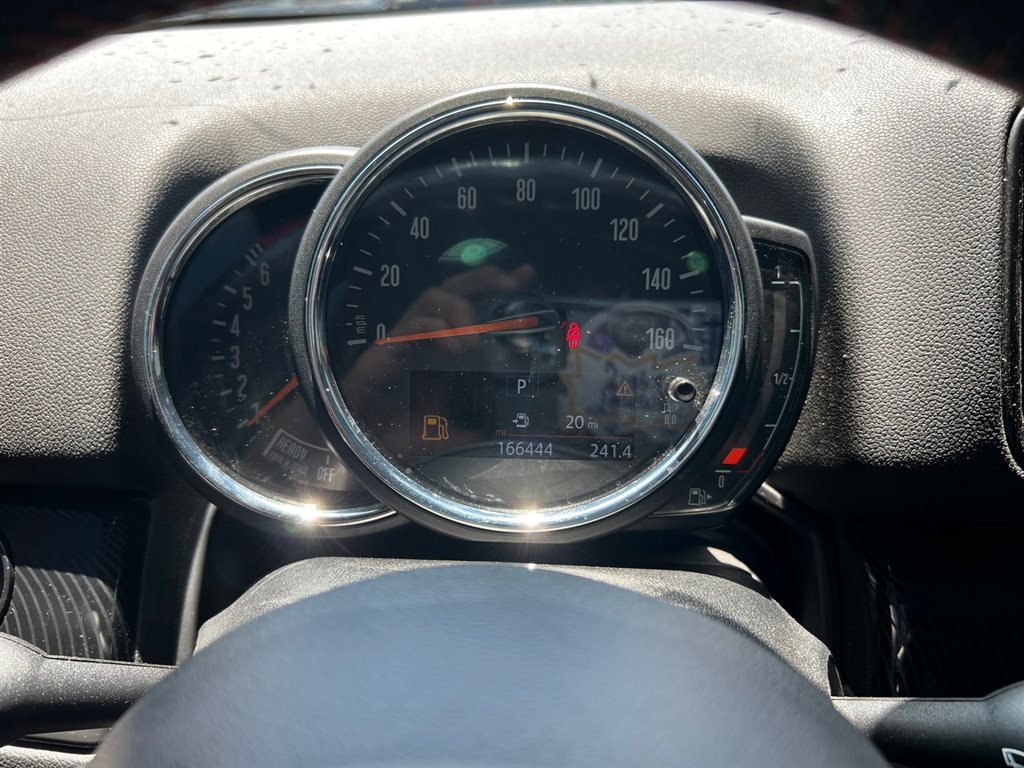2017 Mini Clubman Base S ALL4 photo 36
