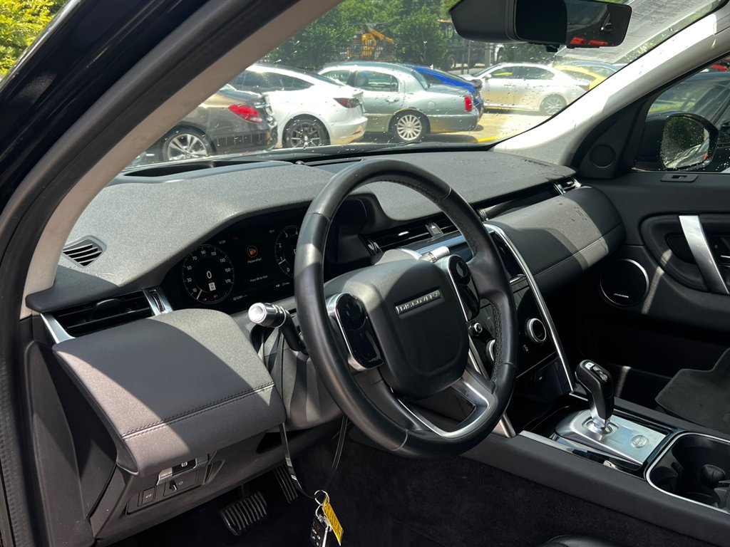 2020 Land Rover Discovery - $19,995