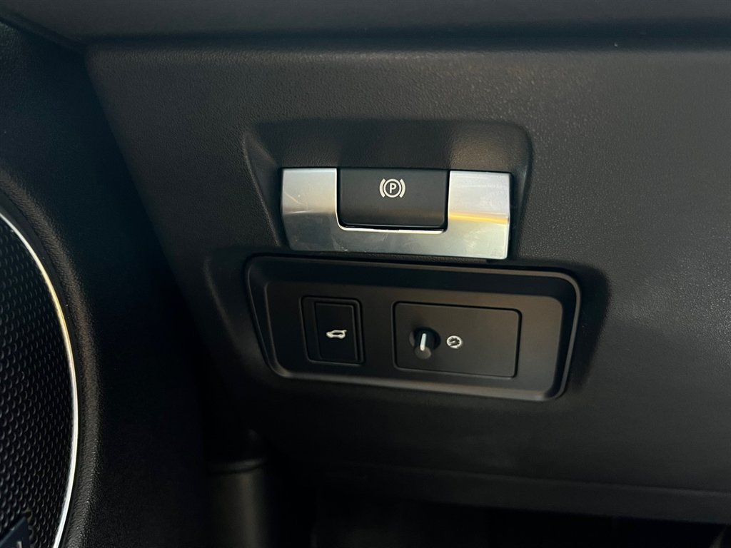 2020 Land Rover Discovery - $19,995
