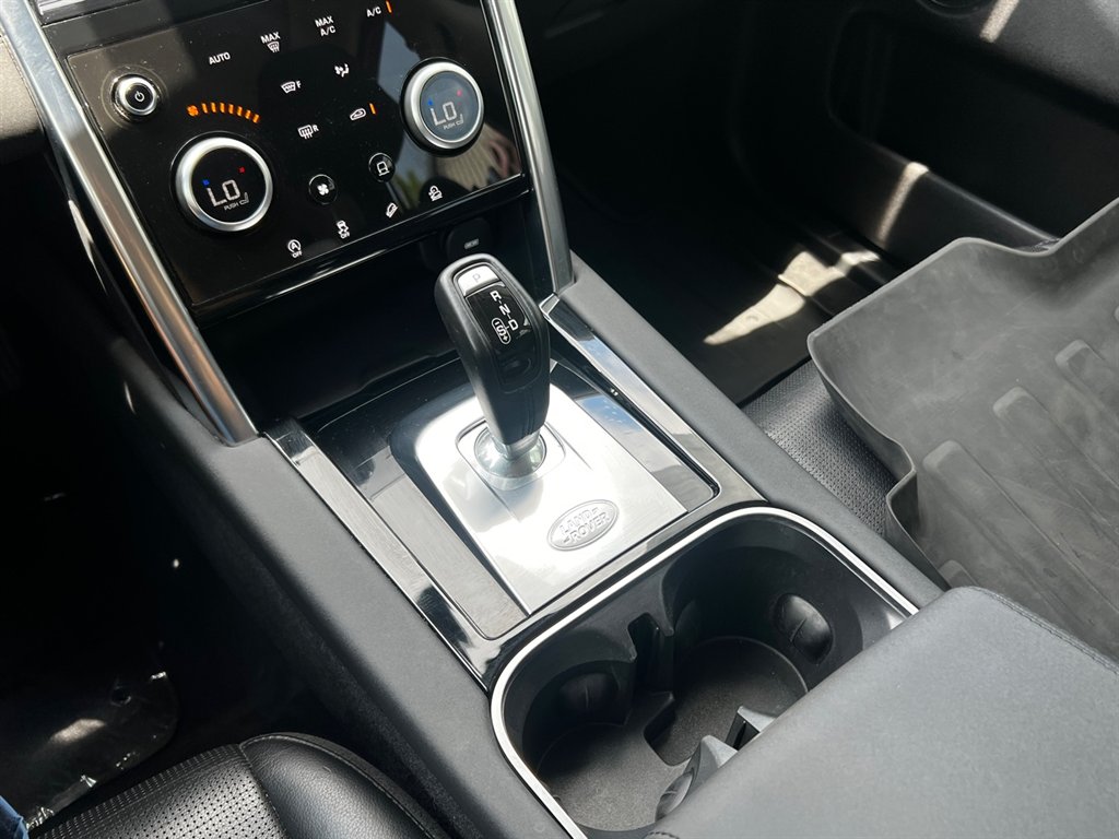 2020 Land Rover Discovery - $19,995