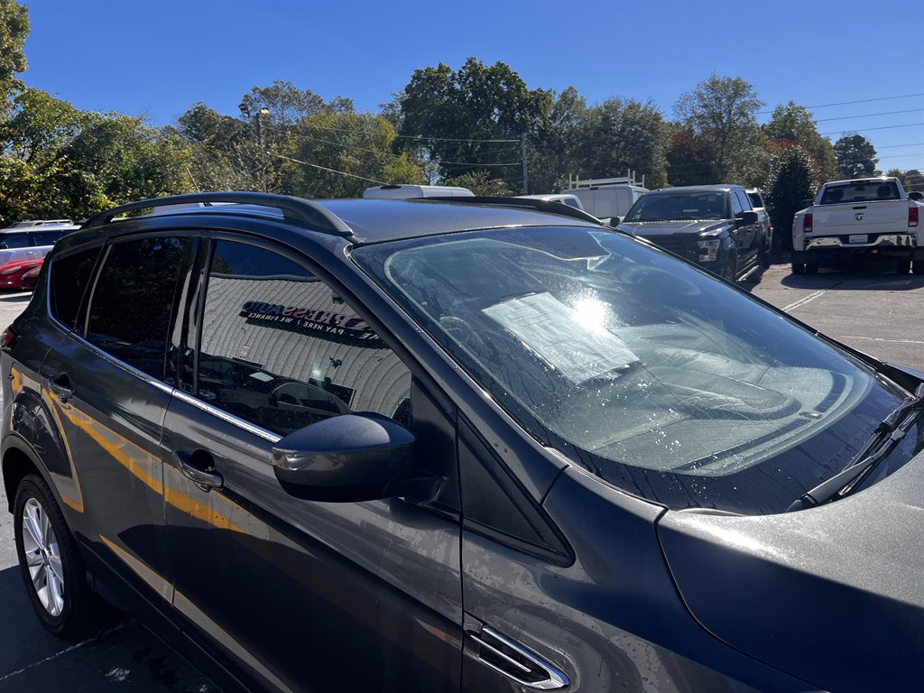2018 Ford Escape - $8,995