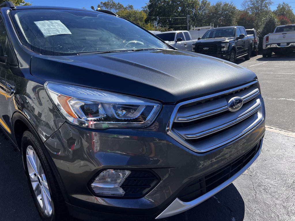 2018 Ford Escape - $8,995