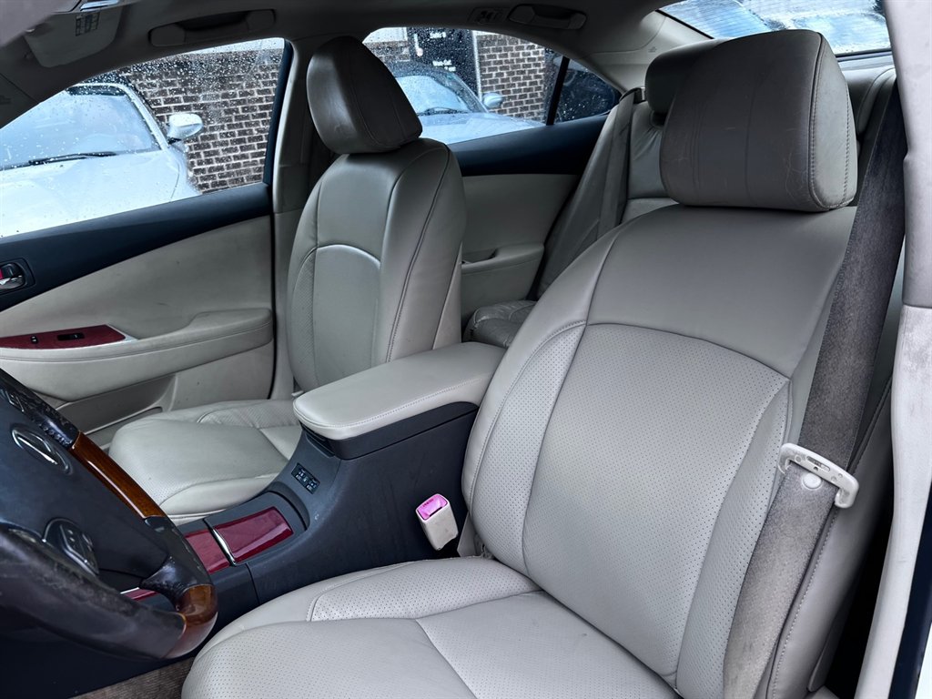 2010 Lexus ES - $6,795