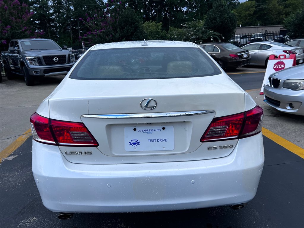 2010 Lexus ES - $6,795