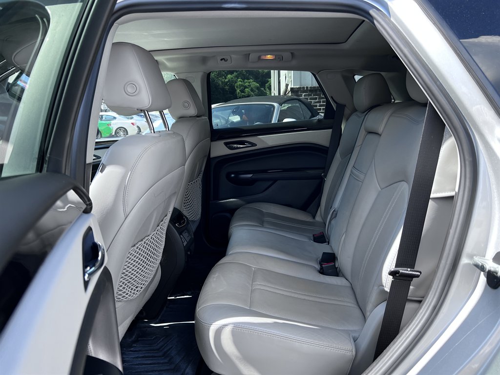 2014 Cadillac SRX - $9,995