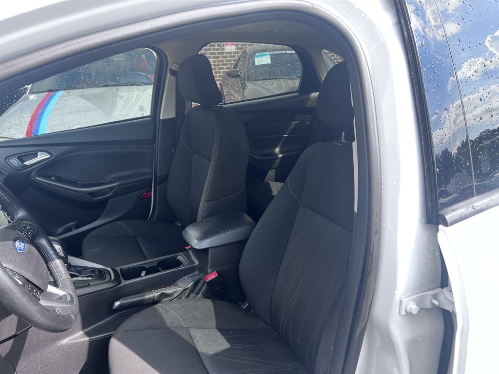 2018 Ford Focus - $9,995