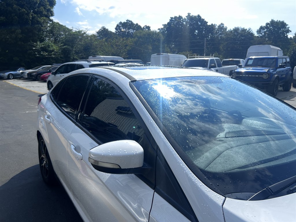 2018 Ford Focus - $9,995