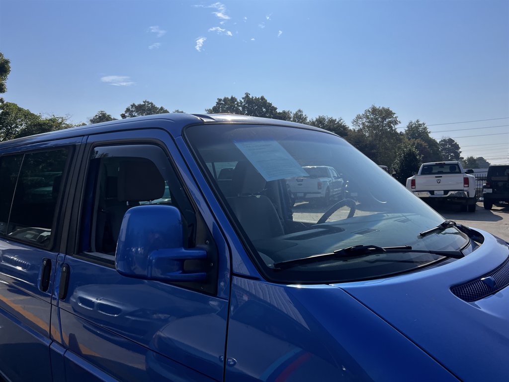 2003 Volkswagen Eurovan - $11,995
