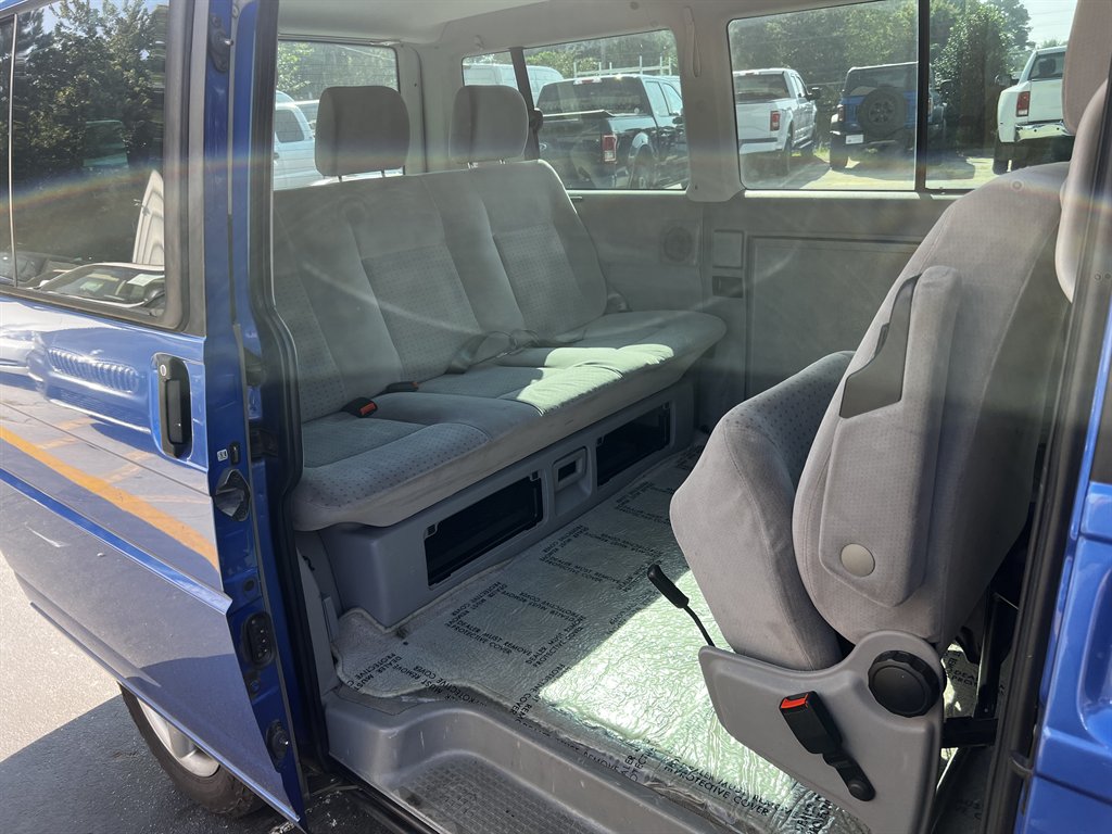 2003 Volkswagen Eurovan - $11,995