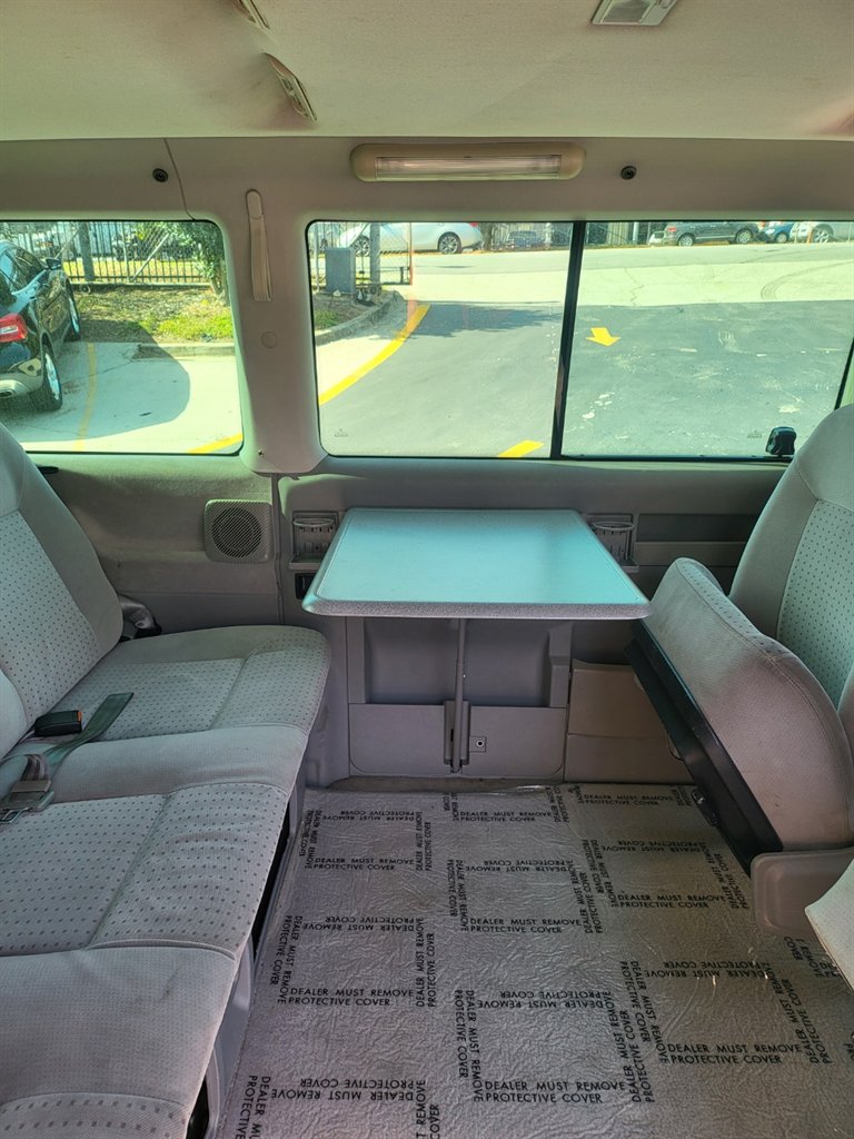 2003 Volkswagen Eurovan - $11,995