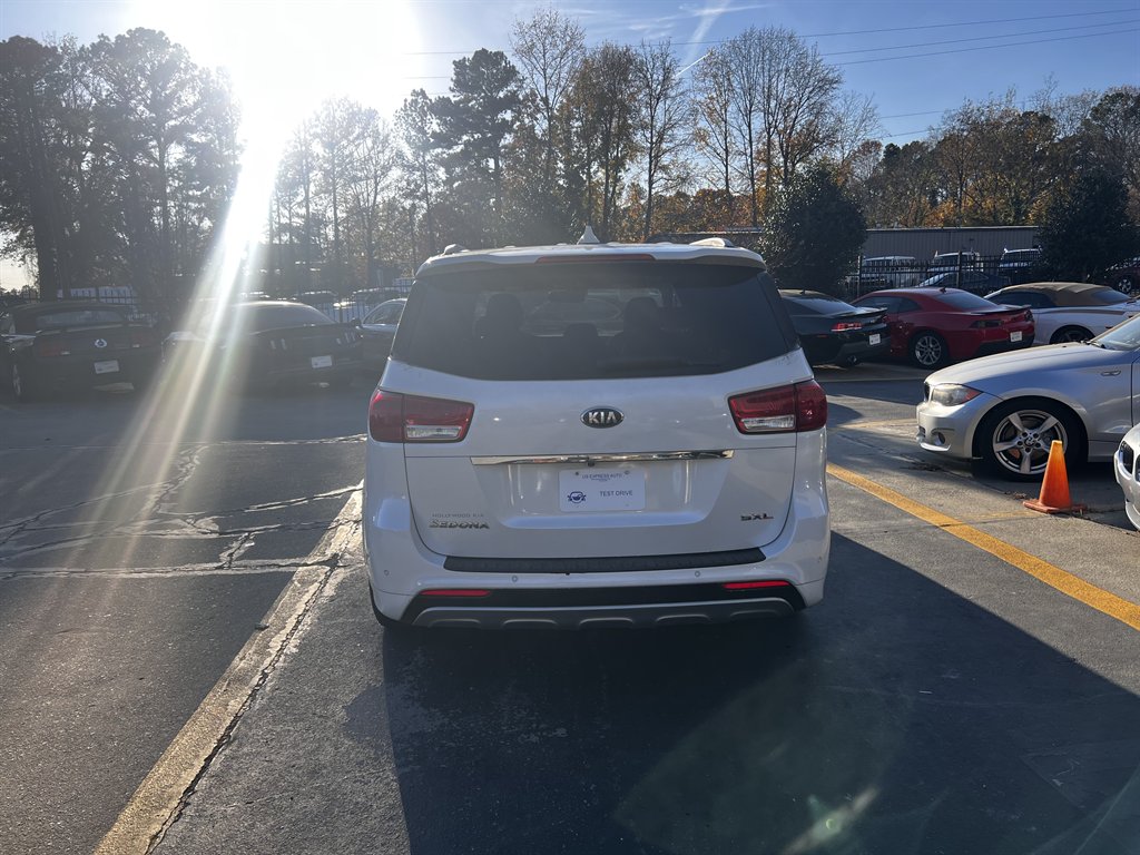 2016 Kia Sedona - $9,695