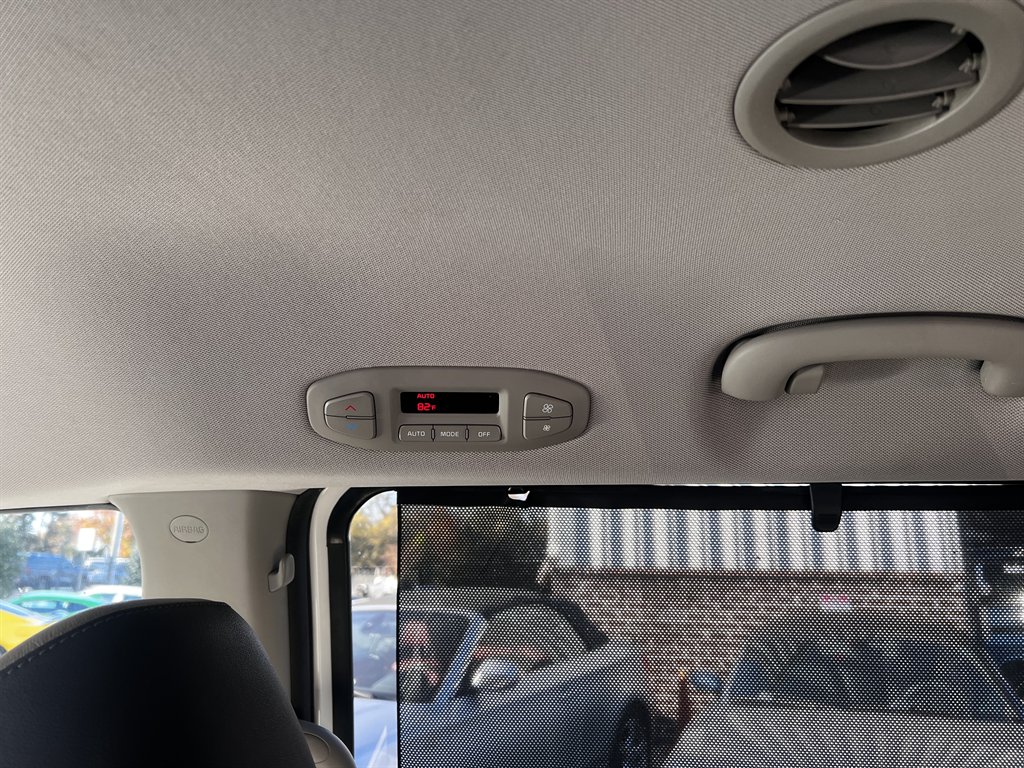 2016 Kia Sedona - $9,695