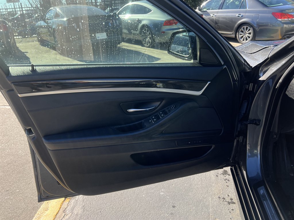 2015 BMW 528i - $9,995
