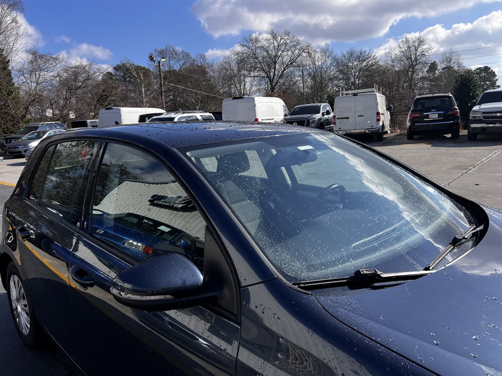 2014 Volkswagen Golf - $7,995