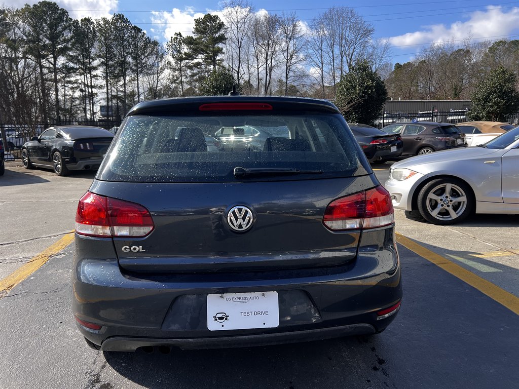 2014 Volkswagen Golf - $7,995